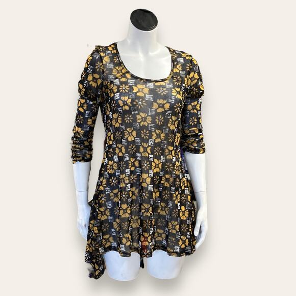 Karen Kane Sheer blouse w/ golden flowers, fit and flare size small - Picture 1 of 8